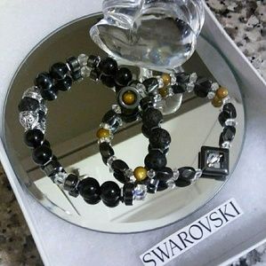 Therapeutic bracelets